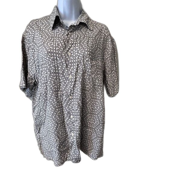 J. Ferrar Men's White and Black Circular Print Button Up Shirt Size Medium - Picture 1 of 8